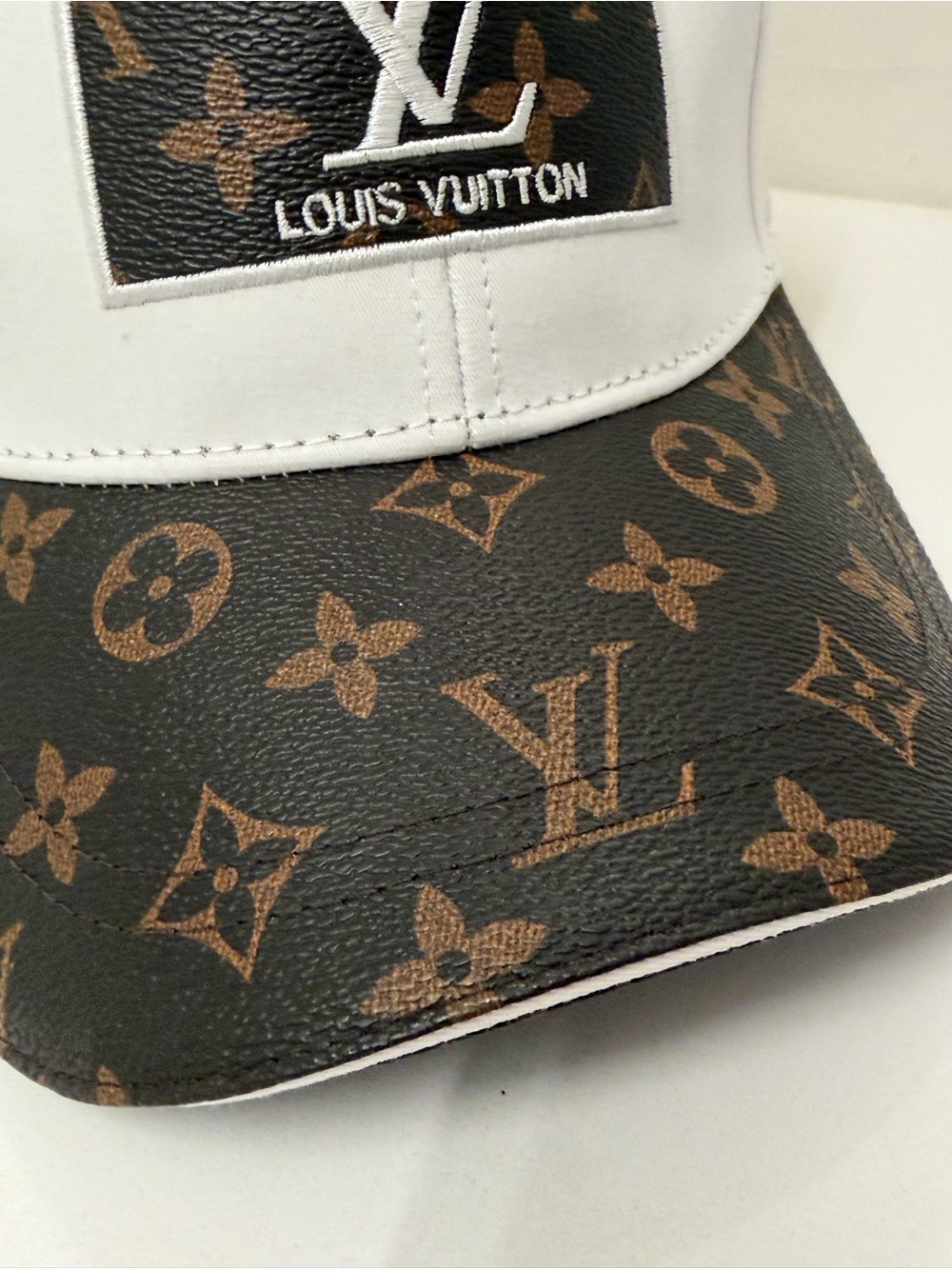Louis Vuitton White & Brown Monogram Patch Cap - Picture 2 of 12